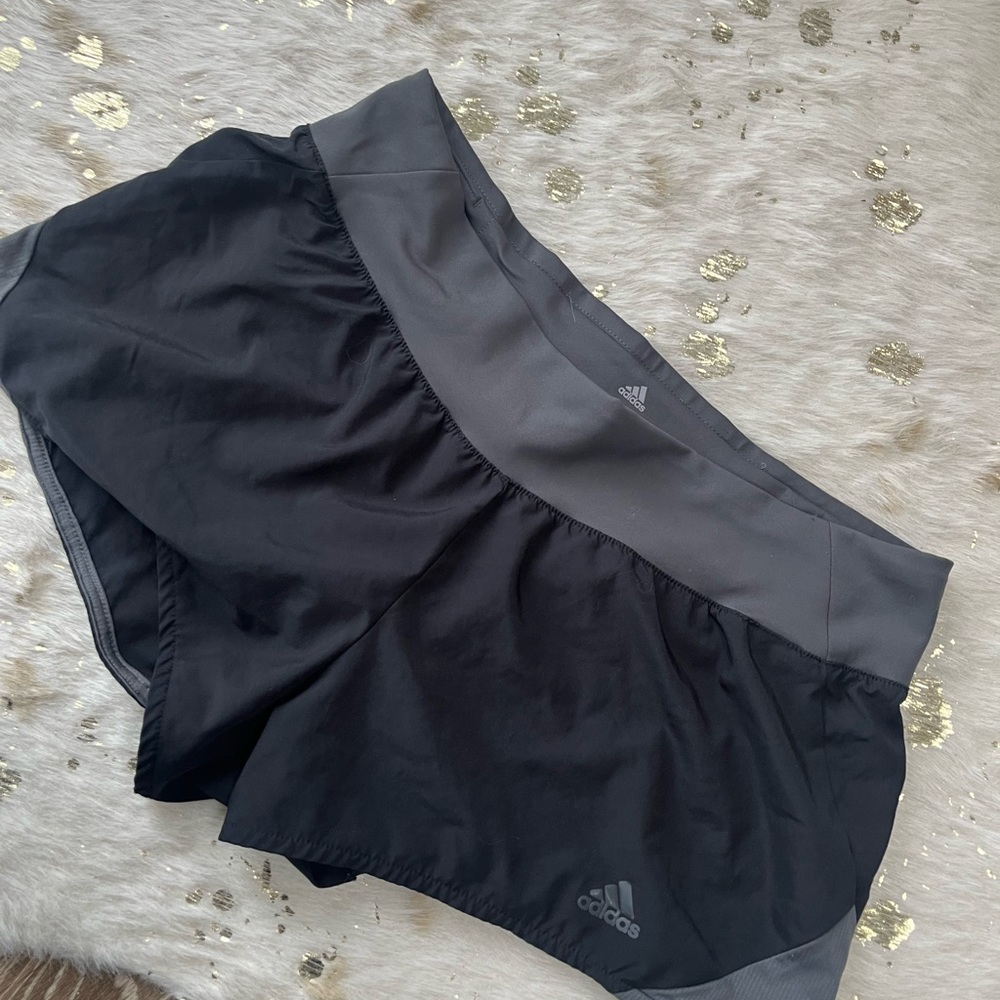 Adidas running shorts Size large